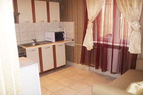 Apartamenty Gdask wynajem Kwatery prywatne Gdask Noclegi Gdask Hotele Gdask. Apartament w Gdasku na Starwce. Apartament do wynajcia dla 4 osb. Kuchnia - widok oglny