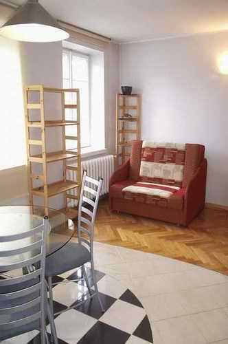 Apartament Gdask Starwka 1. Apartament na wynajem dla 4 osb. Zapraszamy na Nowy Rok i Sylwestra 2010/2011! Rozkadana dwuosobowa sofa.