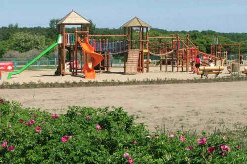 Polen Unterkunft zu vermieten am Meer. Appartemente an der See empfehle Ihnen Neues Jahr 2012/2013 in Polen. Kinder spielplatz