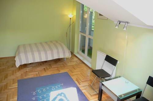 Apartament w Sopocie do wynajcia. Sopot Dwupoziomowy. Sypialnia Nr 3 z balkonem i tarasem i kiem dla 2 osb. Zapraszamy na wakacje nad morzem w 2010 i 2011!!